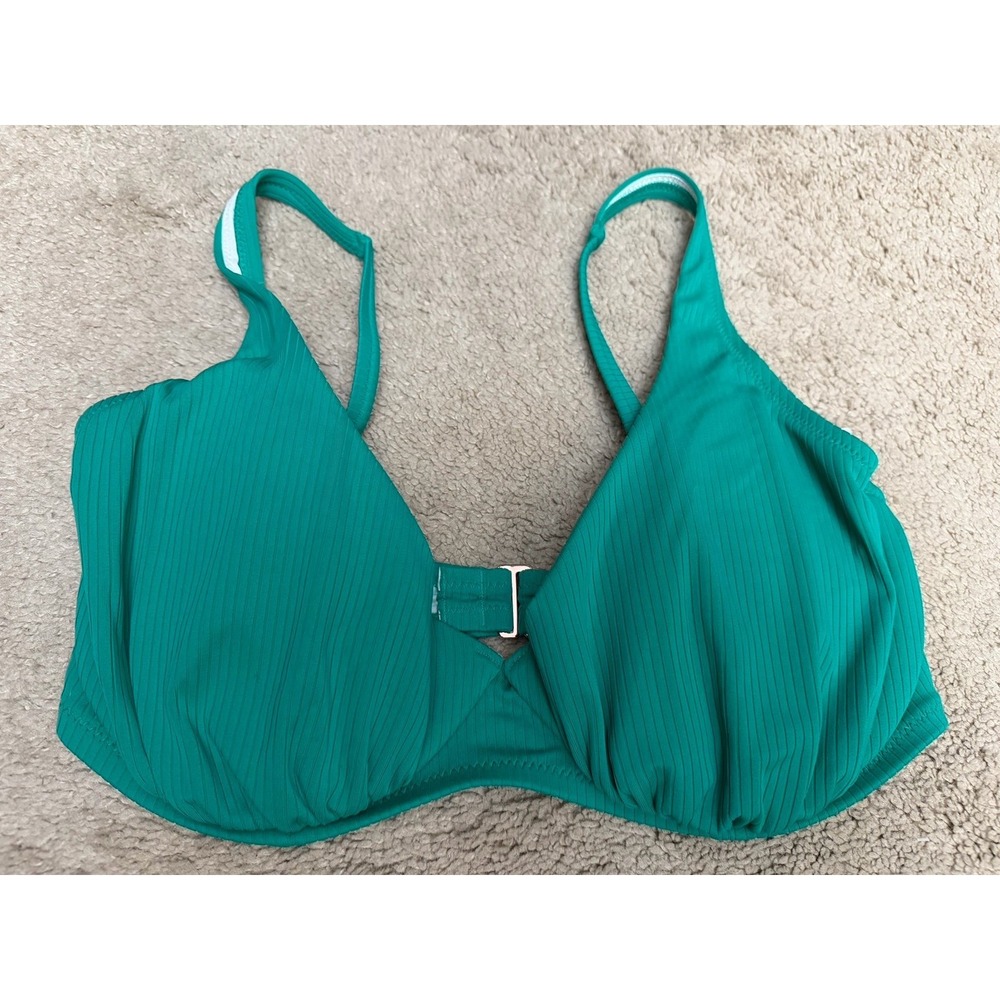 Women's swim top 34DD